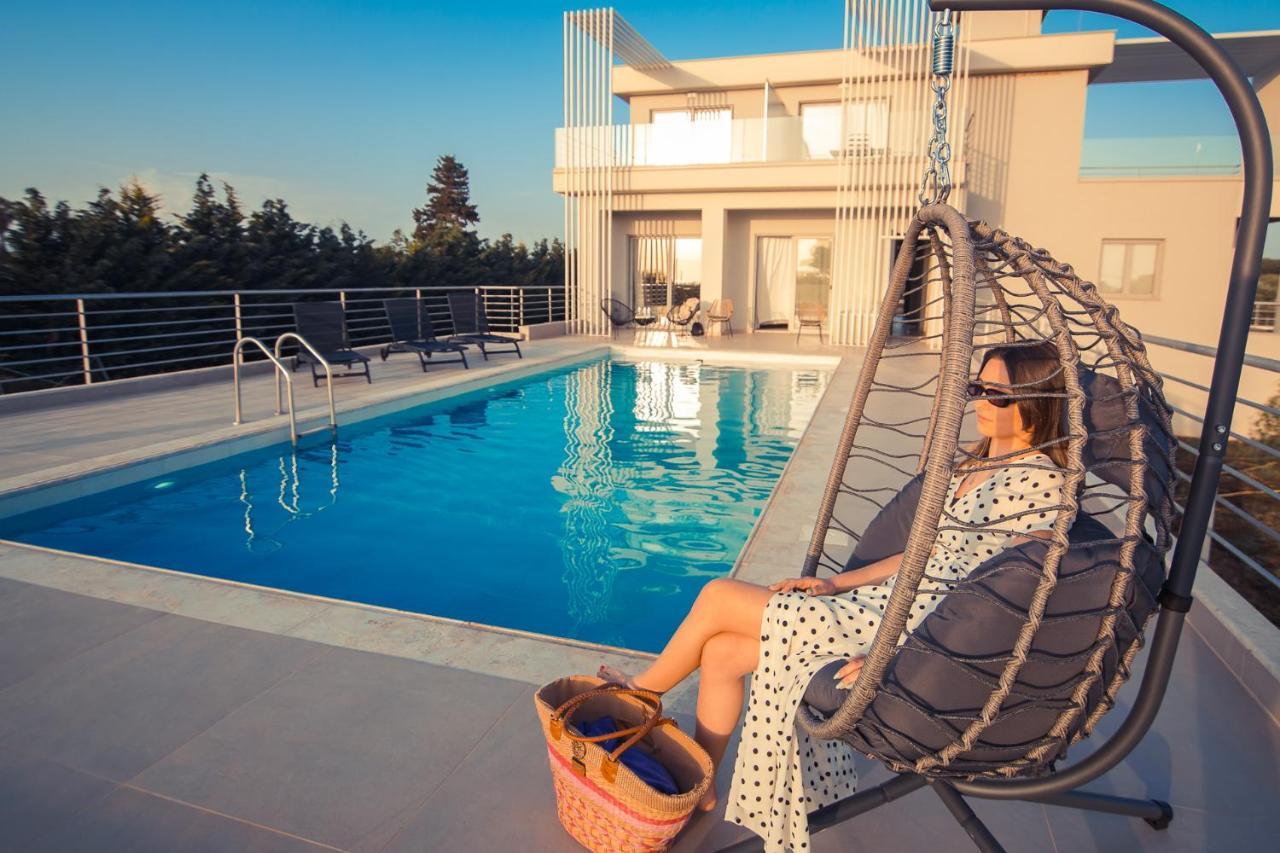 Io Luxury Pool & Hot Tub Suites Preveza Luaran gambar