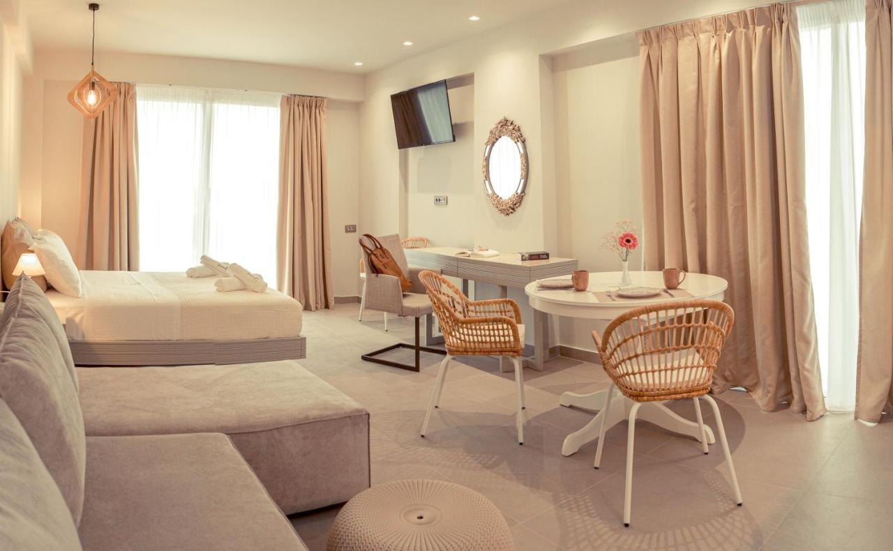 Io Luxury Pool & Hot Tub Suites Preveza Luaran gambar