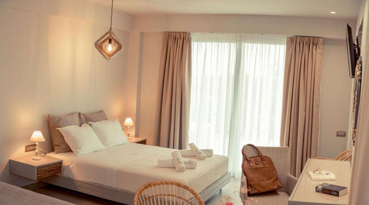 Io Luxury Pool & Hot Tub Suites Preveza Luaran gambar