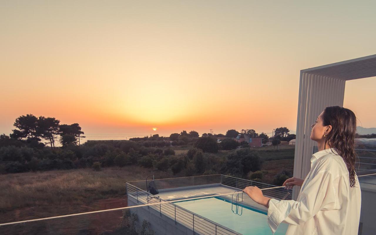 Io Luxury Pool & Hot Tub Suites Preveza Luaran gambar
