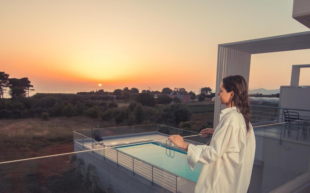 Io Luxury Pool & Hot Tub Suites Preveza Luaran gambar