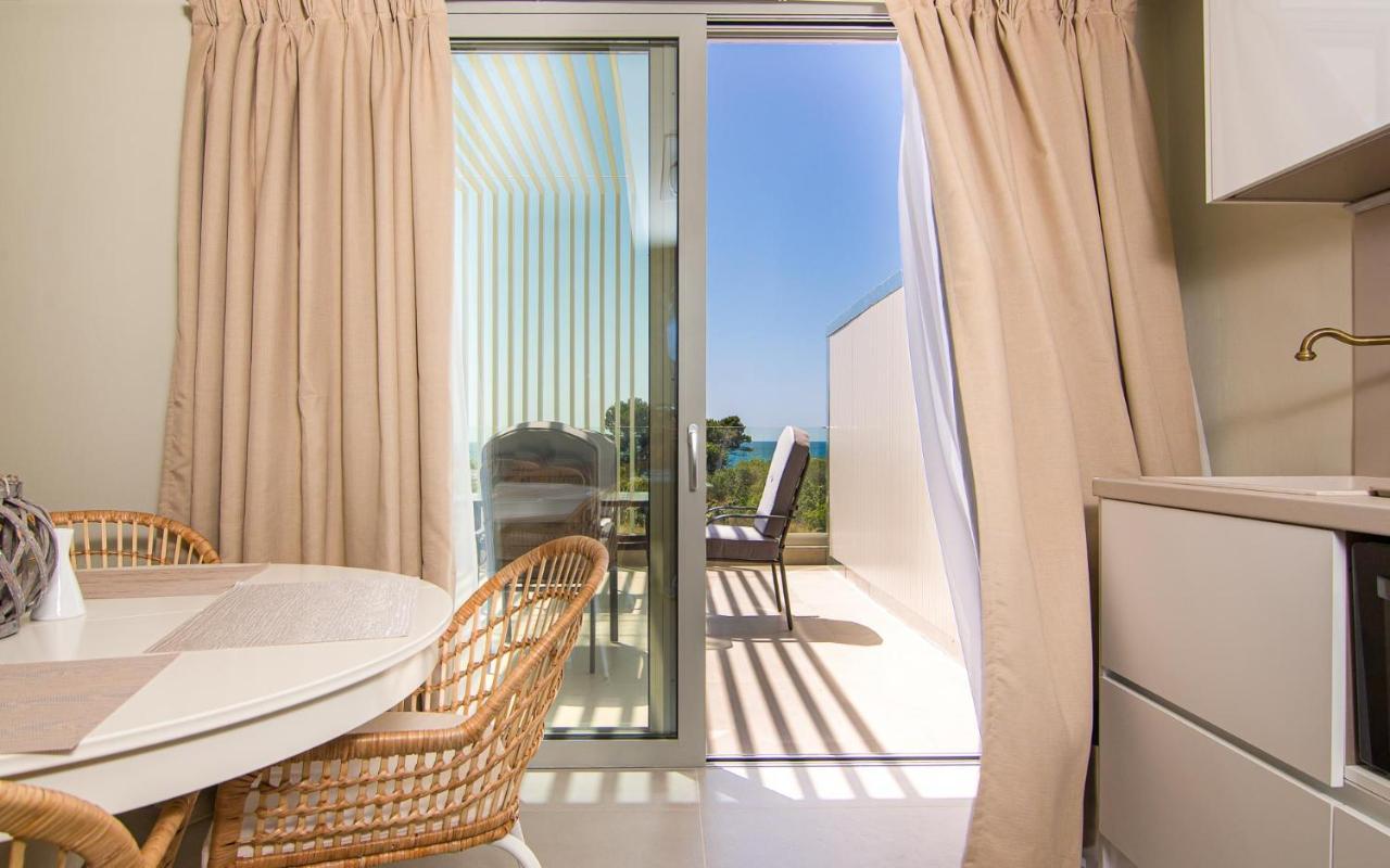 Io Luxury Pool & Hot Tub Suites Preveza Luaran gambar