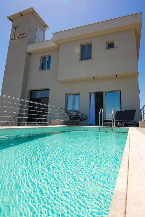 Io Luxury Pool & Hot Tub Suites Preveza Luaran gambar